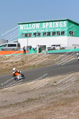 media/Apr-20-2025-AHRMA (Sun) [[393a79c373]]/Race/Group 11 early race/Turn 4b/